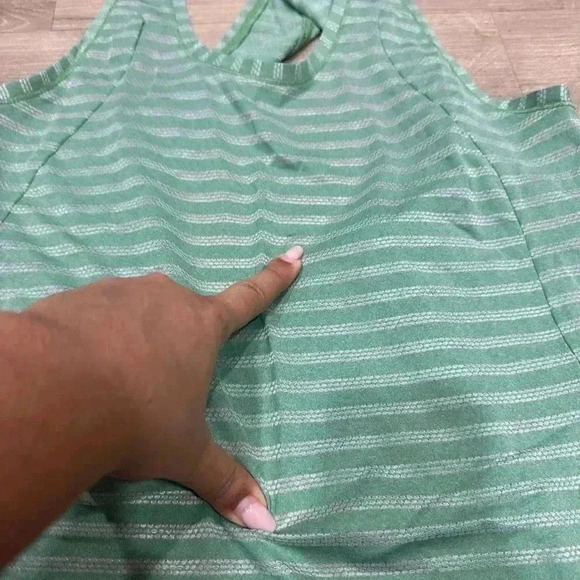 ZYIA Forest Green Nimbus Split Back Workout Tank Top - small - Picture 6 of 9